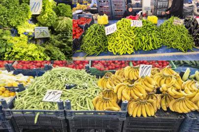 PAZARDA DOLULUK AZALDI, FİYATLAR UÇTU: TURHAL’DA TEZGAHLAR SESSİZ