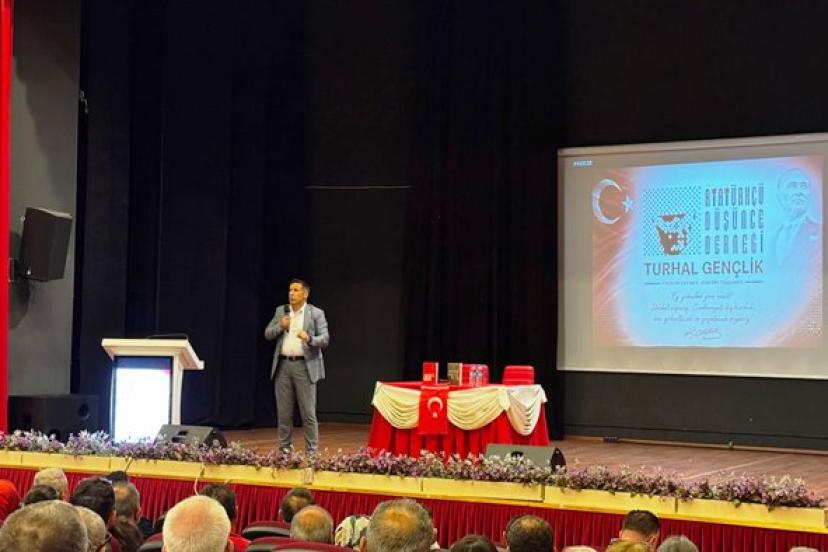 ADD Turhal’dan Cumhuriyet Değerlerine Vurgu